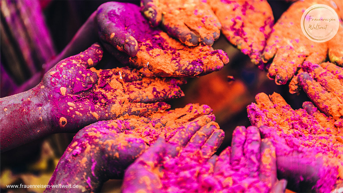 12_Rajasthan-und-Holifest_Happy-Holi-Farben_Canva_Instants_GettyImagesSignature