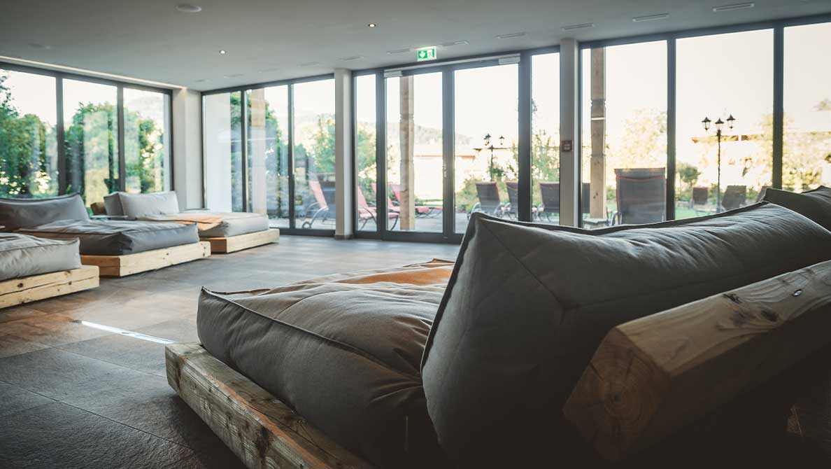 LongevityRetreat_Deutschland_GutSteinbach_Lounge