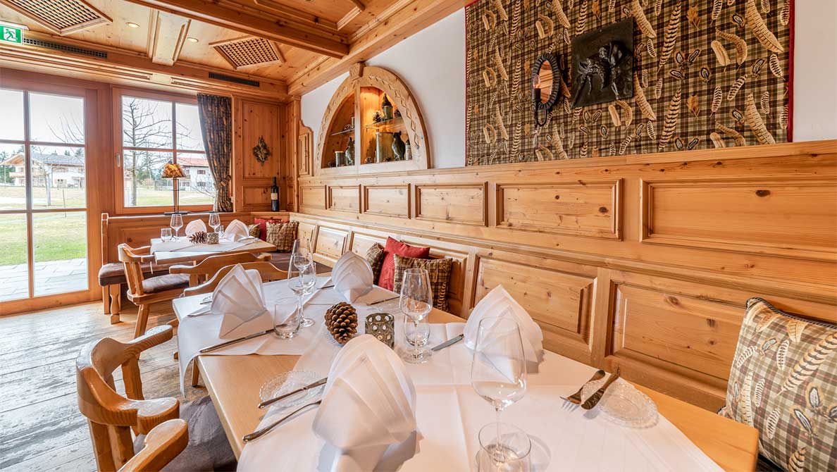 LongevityRetreat_Deutschland_GutSteinbach_Restaurant