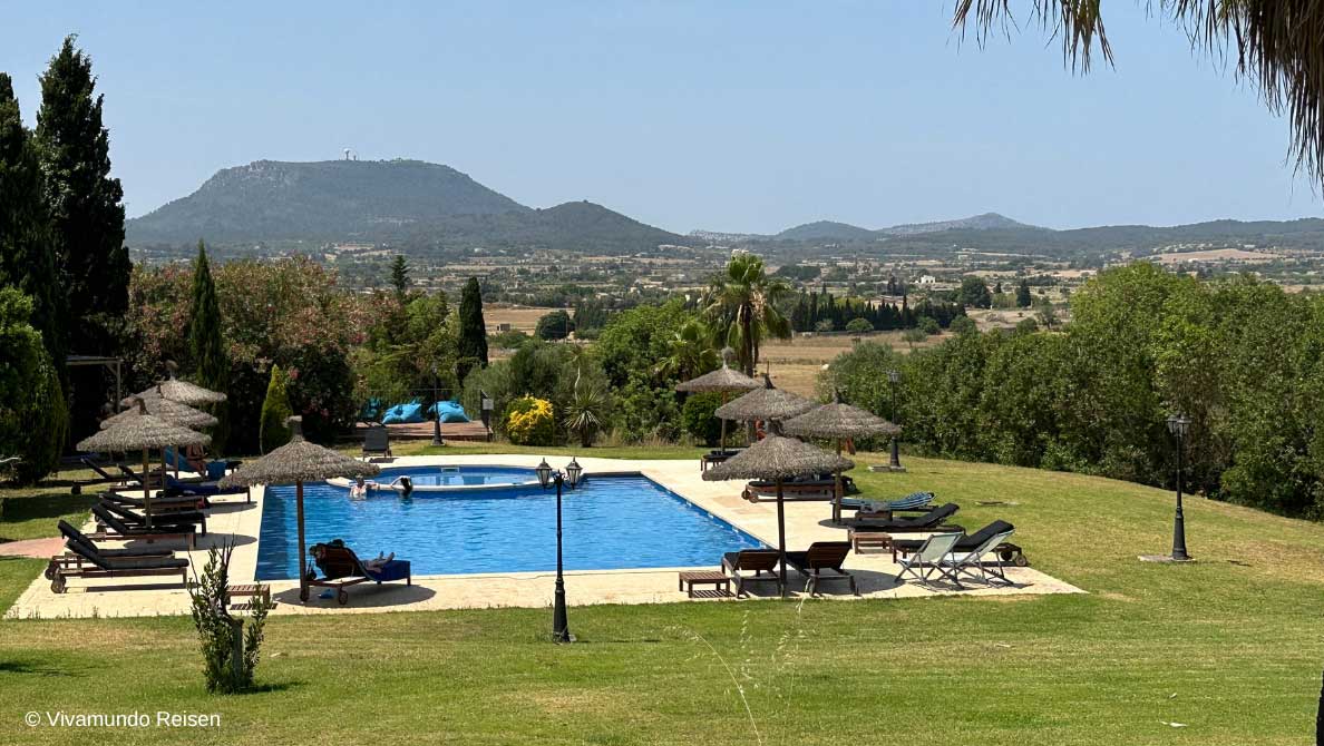 Son-Manera_Pool
